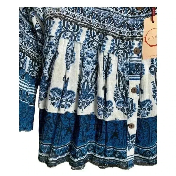 Raga NWT Shirt Size Medium New Blue White Blouse Cold Shoulder Flare Sleeves - Picture 6 of 9